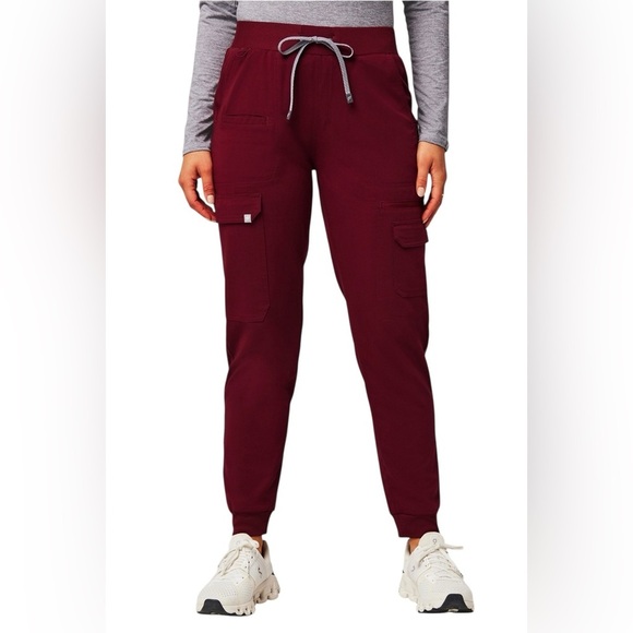 Fabletics High Rise On Call Scrub Jogger Wine Women’s Size XXS/S - Picture 1 of 11